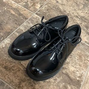 Bates dress shoes